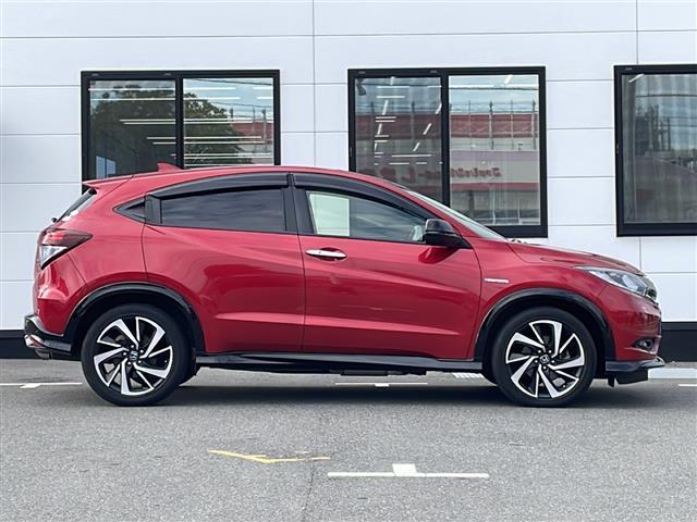 ヴェゼル ハイブリッドＲＳ・ホンダセンシング　純正８インチナビ　フルセグＴＶ　ＥＴＣ　ドラレコ　ホンダセンシング　車線維持支援システム　路外逸脱抑制機能　歩行者事故低減ステアリング　標識認識機能　先行車発進お知らせ機能　衝突軽減ブレーキ　純正ＡＷ（36枚目）