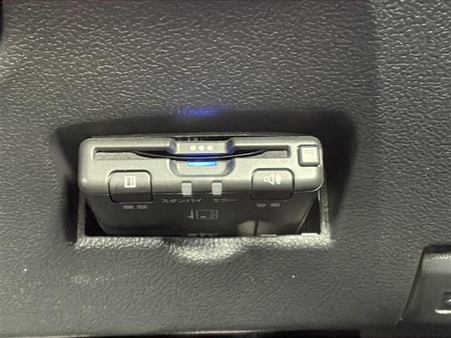 プリウス Sツーリングセレクション・ブラックエディション 純正ディスプレイオーディオ Bluetooth ETC ドライブレコーダー LEDヘッドライト Bカメラ 純正アルミホイール オートマチックハイビーム(17枚目)