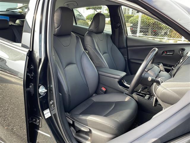 プリウス Sツーリングセレクション・ブラックエディション 純正ディスプレイオーディオ Bluetooth ETC ドライブレコーダー LEDヘッドライト Bカメラ 純正アルミホイール オートマチックハイビーム(22枚目)