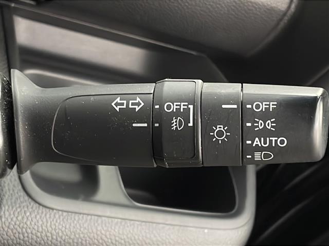 Ｎ－ＢＯＸカスタム Ｇ・Ｌホンダセンシング　純正ディーラーＯＰナビ　フルセグＴＶ　Ｂカメラ　ＬＥＤヘッドライト　前席シートヒーター　前後ドライブレコーダー　コーナーセンサー（10枚目）