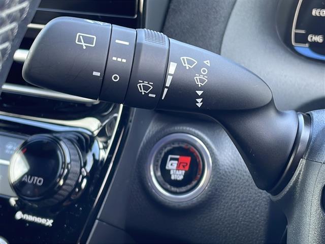 【　ワイパー　】雨の日でもワイパーがあれば事故の心配がなく安心安全です！