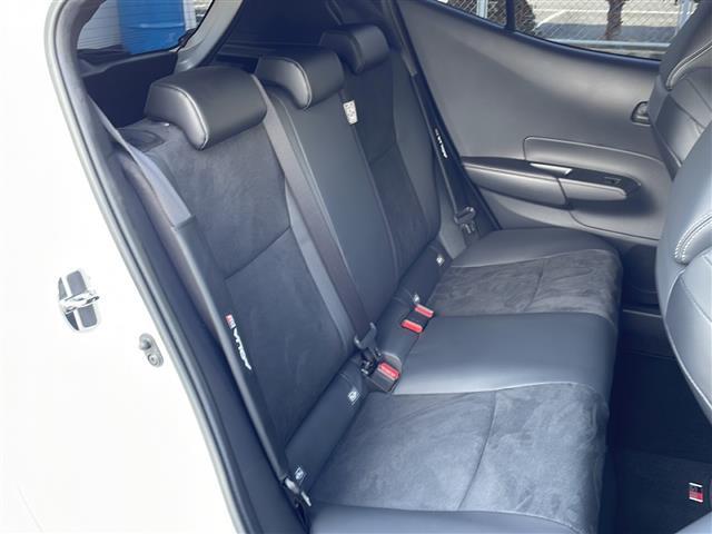 【　セカンドシート　】２列目も広々お乗りいただけます♪