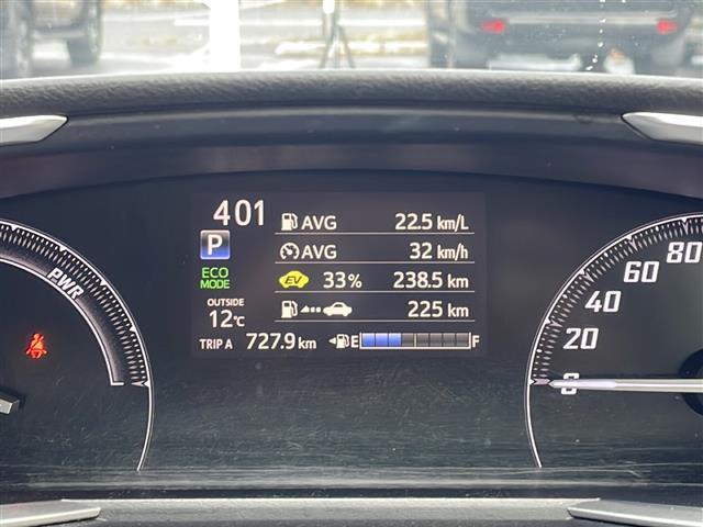 シエンタ ファンベースG クエロ ワンオーナー 純正SDナビ ETC ドライブレコーダー アラウンドビューモニター 純正フロアマット 純正アルミホイール スマートキー・スペアキー有 プッシュアップスタート 両側パワースライドドア(9枚目)