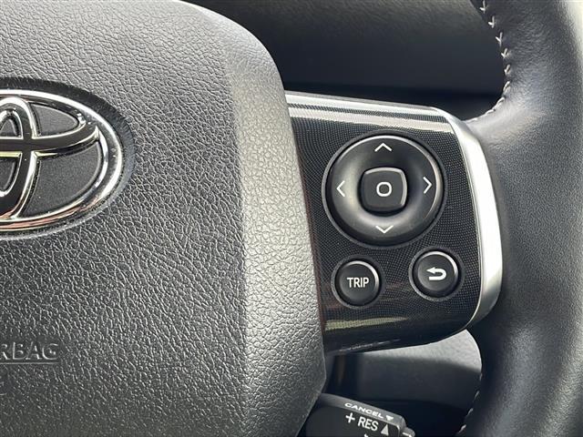 シエンタ ファンベースG クエロ ワンオーナー 純正SDナビ ETC ドライブレコーダー アラウンドビューモニター 純正フロアマット 純正アルミホイール スマートキー・スペアキー有 プッシュアップスタート 両側パワースライドドア(12枚目)