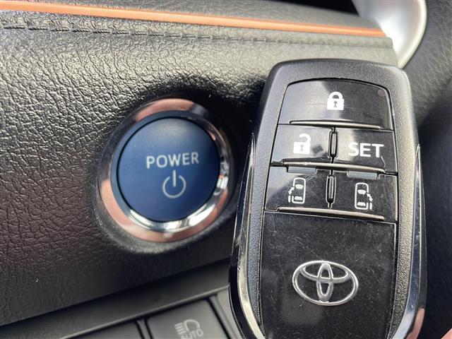 シエンタ ファンベースG クエロ ワンオーナー 純正SDナビ ETC ドライブレコーダー アラウンドビューモニター 純正フロアマット 純正アルミホイール スマートキー・スペアキー有 プッシュアップスタート 両側パワースライドドア(16枚目)