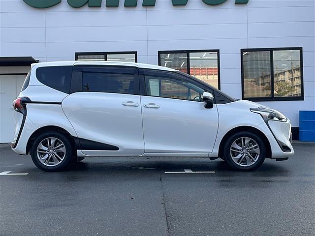 シエンタ ファンベースG クエロ ワンオーナー 純正SDナビ ETC ドライブレコーダー アラウンドビューモニター 純正フロアマット 純正アルミホイール スマートキー・スペアキー有 プッシュアップスタート 両側パワースライドドア(31枚目)