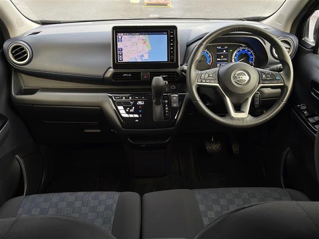 デイズ ハイウェイスター　Ｇターボプロパイロットエディション　純正９インチナビ　Ｂｌｕｅｔｏｏｔｈ　フルセグテレビ　ＥＴＣ　プロパイロット　オートハイビーム　電動パーキングブレーキ　アラウンドビューモニター　エマージェンシーブレーキ　スマートキースペアキー有（2枚目）