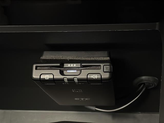 デイズ ハイウェイスター　Ｇターボプロパイロットエディション　純正９インチナビ　Ｂｌｕｅｔｏｏｔｈ　フルセグテレビ　ＥＴＣ　プロパイロット　オートハイビーム　電動パーキングブレーキ　アラウンドビューモニター　エマージェンシーブレーキ　スマートキースペアキー有（5枚目）