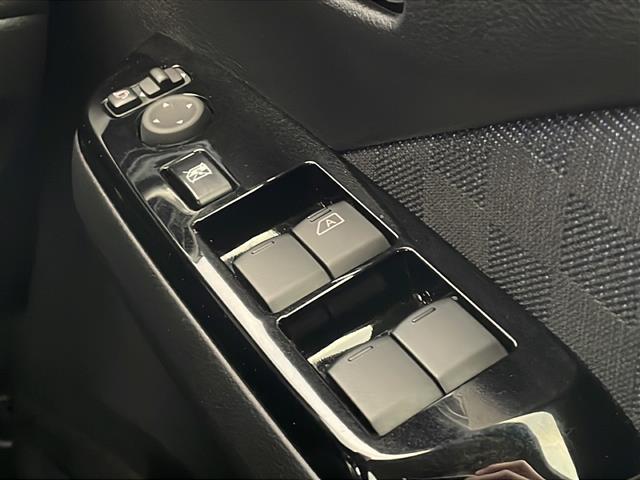 デイズ ハイウェイスター　Ｇターボプロパイロットエディション　純正９インチナビ　Ｂｌｕｅｔｏｏｔｈ　フルセグテレビ　ＥＴＣ　プロパイロット　オートハイビーム　電動パーキングブレーキ　アラウンドビューモニター　エマージェンシーブレーキ　スマートキースペアキー有（14枚目）