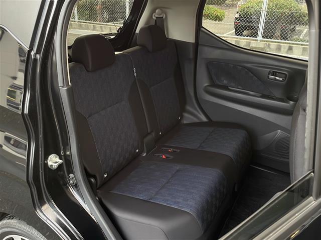 デイズ ハイウェイスター　Ｇターボプロパイロットエディション　純正９インチナビ　Ｂｌｕｅｔｏｏｔｈ　フルセグテレビ　ＥＴＣ　プロパイロット　オートハイビーム　電動パーキングブレーキ　アラウンドビューモニター　エマージェンシーブレーキ　スマートキースペアキー有（23枚目）