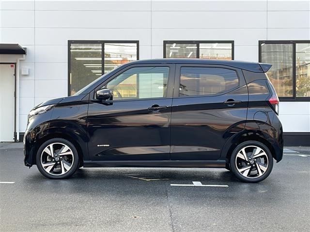 デイズ ハイウェイスター　Ｇターボプロパイロットエディション　純正９インチナビ　Ｂｌｕｅｔｏｏｔｈ　フルセグテレビ　ＥＴＣ　プロパイロット　オートハイビーム　電動パーキングブレーキ　アラウンドビューモニター　エマージェンシーブレーキ　スマートキースペアキー有（34枚目）