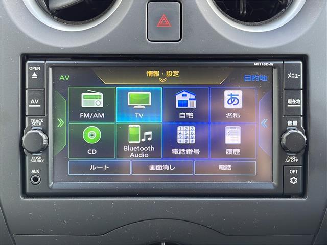 ノート Ｘ　ワンオーナー　純正ＳＤナビ　フルセグテレビ　Ｂｌｕｅｔｏｏｔｈ　ドライブレコーダー　プッシュスタート　電動格納ウィンカーミラー　アイドリングストップ　フロアマット　１４インチスチールホイール（4枚目）