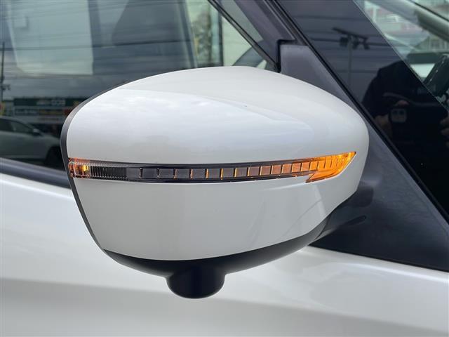 セレナ ｅ－パワー　ハイウェイスターＶ　フリップダウンモニター　純正９インチナビ　フルセグテレビ　プロパイロット　エマージェンシーブレーキ　両側パワースライドドア　ＥＴＣ　純正ドライブレコーダー　パーキングアシスト　スマートキー（40枚目）