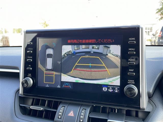 ＲＡＶ４ ＰＨＶ ブラックトーン　ワンオーナー　純正ディスプレイオーディオ　フルセグテレビ　パノラミックビューモニター　トヨタセーフティセンス　デジタルインナーミラー　ワイヤレス充電　ブラインドスポットモニター　ドライブレコーダー（4枚目）