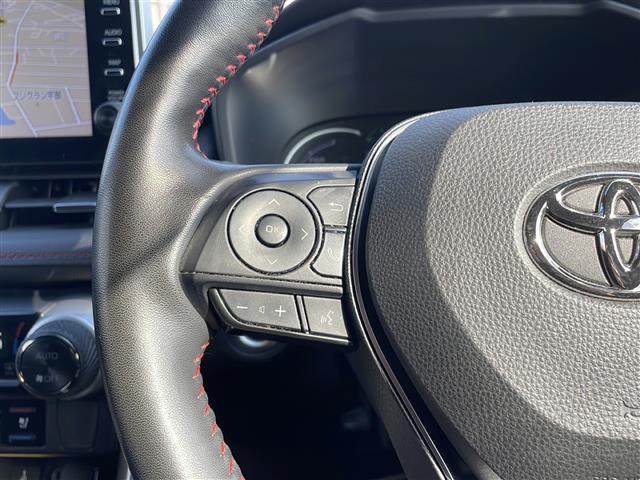 ＲＡＶ４ ＰＨＶ ブラックトーン　ワンオーナー　純正ディスプレイオーディオ　フルセグテレビ　パノラミックビューモニター　トヨタセーフティセンス　デジタルインナーミラー　ワイヤレス充電　ブラインドスポットモニター　ドライブレコーダー（10枚目）