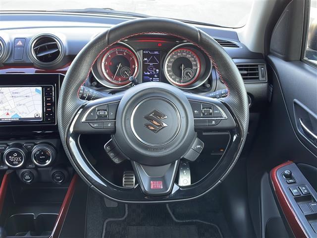 スイフトスポーツ ベースグレード ワンオーナー 純正ナビ パノラミックビューモニター スズキセーフティサポート シートヒーター レーンキープアシスト ドライブレコーダー ETC 純正LEDヘッドライト フルセグテレビ スマートキー(9枚目)