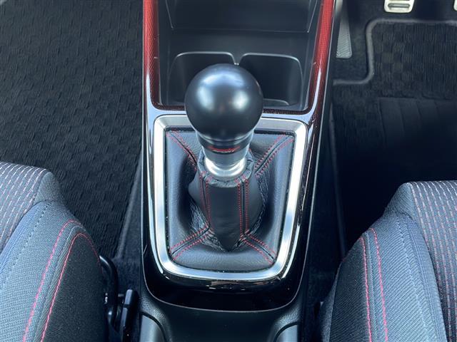 スイフトスポーツ ベースグレード ワンオーナー 純正ナビ パノラミックビューモニター スズキセーフティサポート シートヒーター レーンキープアシスト ドライブレコーダー ETC 純正LEDヘッドライト フルセグテレビ スマートキー(19枚目)