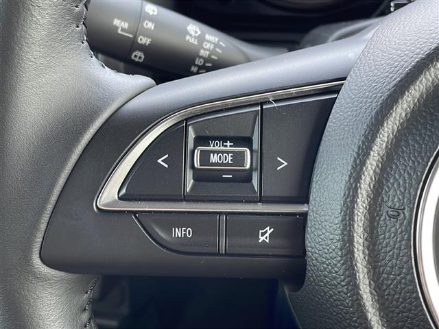 ジムニー ＸＣ　社外ディスプレイオーディオ　ａｐｐｌｅｃａｒｐｌａｙ　ａｎｄｒｏｉｄａｕｔｏ　スズキセーフティ　デュアルセンサーブレーキサポート　誤発進抑制機能　車線逸脱警報　ふらつき警報　先行車発進お知らせ機能（7枚目）