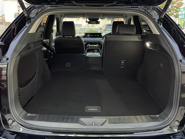 CX-60 XD Lパッケージ ワンオーナー 純正SDナビ フルセグテレビ Bluetooth アラウンドビューモニター ブラインドスポットモニター ETC ドライブレコーダー 純正フロアマット 20インチ純正アルミホイール 記録簿(28枚目)