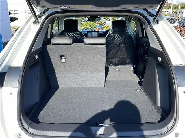 ヴェゼル ｅ：ＨＥＶ　Ｚ　ＨｏｎｄａＣＯＮＮＥＣＴ　フルセグＴＶ　ａｐｐｌｅｃａｒｐｌａｙ　ａｎｄｒｏｉｄａｕｔｏ　Ｂカメ　１オナ　Ｈｏｎｄａ　ＳＥＮＳＩＮＧ　衝突軽減ブレーキ　踏み間違い衝突軽減システム　純正１８インチＡＷ（27枚目）