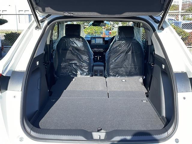 ヴェゼル ｅ：ＨＥＶ　Ｚ　ＨｏｎｄａＣＯＮＮＥＣＴ　フルセグＴＶ　ａｐｐｌｅｃａｒｐｌａｙ　ａｎｄｒｏｉｄａｕｔｏ　Ｂカメ　１オナ　Ｈｏｎｄａ　ＳＥＮＳＩＮＧ　衝突軽減ブレーキ　踏み間違い衝突軽減システム　純正１８インチＡＷ（29枚目）