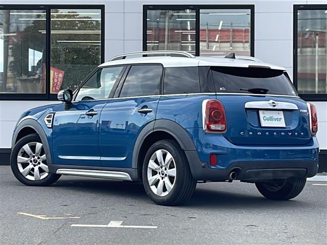 ＭＩＮＩ クーパーＤ　クロスオーバー　ＭＩＮＩナビゲーションシステム　バックカメラ　ＥＴＣ　ドライブレコーダー　１７インチ純正アルミホイール　純正フロアマット　クルーズコントロール　ＬＥＤヘッドランプ　フォグランプ　取扱説明書　保証書（32枚目）