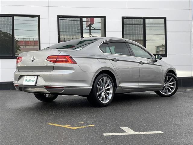 パサート TSIハイライン 純正ナビ ワンセグテレビ Bluetooth CD/DVD ETC 前後ドライブレコーダー パワーバックドア プッシュスタート スマートキー(スペアキー有) 電動パーキングブレーキ パワーシート(35枚目)