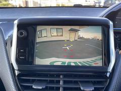【　バックカメラ　】駐車が苦手な方でも映像で後方の安全確認もしっかり♪見えない死角の部分や距離感などモニター確認することが可能です！／／ 4