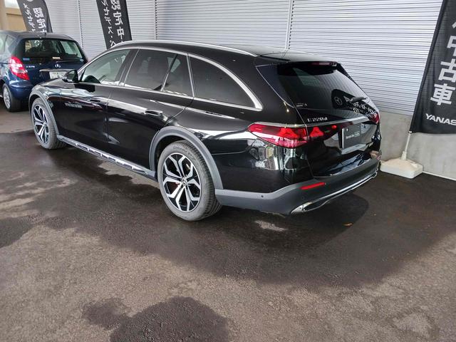 Eクラスオールテレイン E220 d 4MATIC オールテレイン レザーエクスクルーシブパッケージ アドバンスドパッケージ デジタルインテリアパッケージ Bluetooth接続 ETC LEDヘッドライト TV アイドリングストップ クルーズコントロール(4枚目)