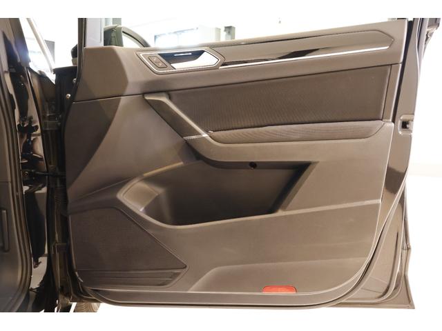 ゴルフトゥーラン ＴＤＩ　ハイライン　７人乗り・純正ナビ・純正ＡＷ・ＬＥＤヘッドライト・フォグランプ・ＥＴＣ・テレビ・バックカメラ・クルーズコントロール・レーンキープアシスト・禁煙車・記録簿・シートヒーター（61枚目）