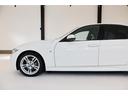 ＡＣＣ　ＴＶ　衝突軽減ブレーキ　ＥＴＣ　ＨＩＤ　純正ナビ　アダプティブクルーズコントロール・衝突軽減ブレーキ・シートヒーター・社外テレビ・純正ナビ・Ｂカメラ・純正１７ＡＷ・キセノンヘッドライト・フォグランプ・パドルシフト（10枚目）