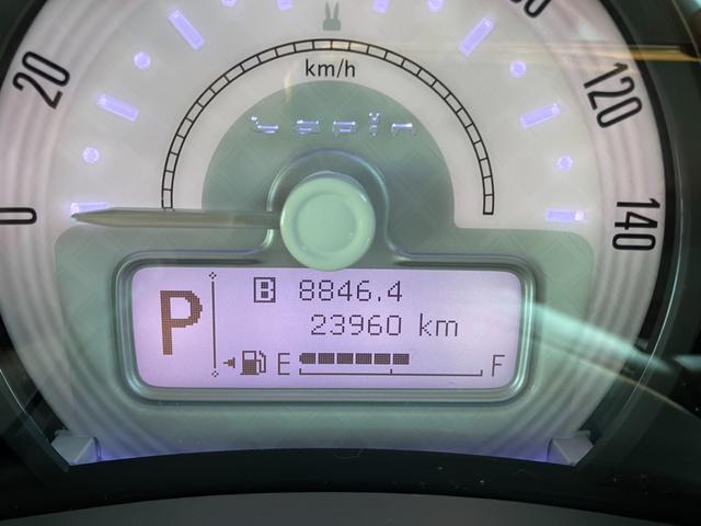 アルトラパン Ｌ　３型　ＣＤ／ＵＳＢプレーヤー　ドライブレコーダー　ＣＤ／ＵＳＢプレーヤー　衝突被害軽減システム　ドライブレコーダー　オートライトシステム　フルオートエアコン　シートヒーター　ステアリングオーディオスイッチ　盗難抑止システム　アイドリングストップ（17枚目）