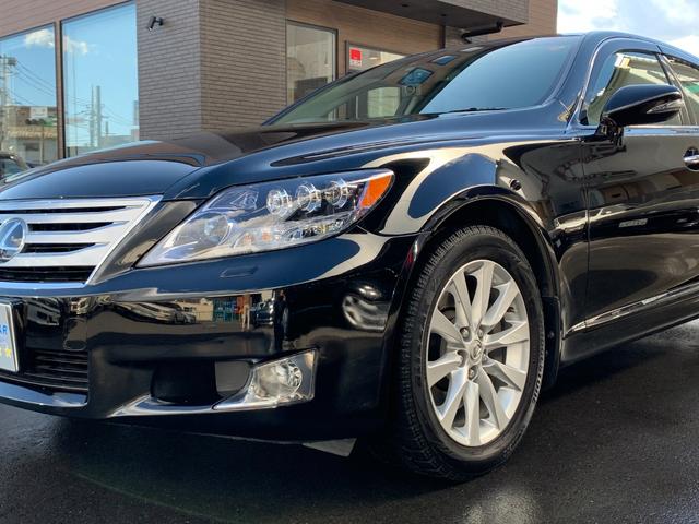 4WD/Navi/CD/DVD/AW/LeatherSeat/PowerSeat/BackCamera