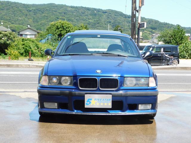 Ｍ３ Ｍ３クーペ　左ハンドル　５速マニュアル　車高調　社外ホイール　社外マフラー（2枚目）