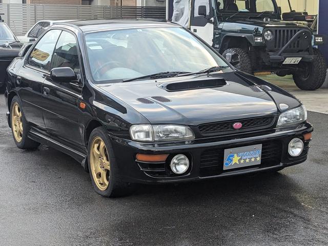 ＷＲＸ　ＳＴｉバージョンＩＩＩ　純正５速ミッション　純正１６インチアルミホイール　純正リヤスポイラー　フォグカバー有　純正ＳＴｉシート(4枚目)