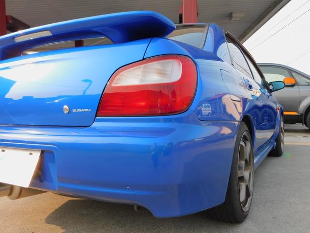 インプレッサ ＷＲＸ　ＳＴｉ　６速ＭＴ　４ＷＤ　丸目　ＳＴｉメーター　ＳＴｉゲノムマフラー　ブレンボキャリパー　純正ＭＯＭＯステアリング　カロッツェリアナビ（31枚目）