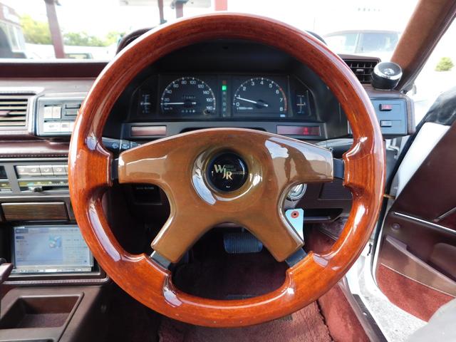 マークII グランデ　オートマ　Ｆ車高調　純正フロントリップ　ロンシャン８ｊ９ｊ１４インチ　社外マフラー　社外ステアリング　ＫＥＮＷＯＯＤスピーカー　カロッツェリアナビ　地デジ　Ｂｌｕｅｔｏｏｔｈ　ＥＴＣ（3枚目）
