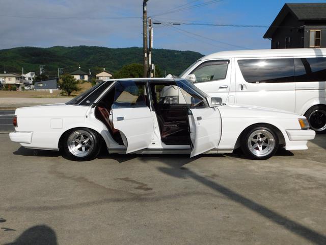 マークII グランデ　オートマ　Ｆ車高調　純正フロントリップ　ロンシャン８ｊ９ｊ１４インチ　社外マフラー　社外ステアリング　ＫＥＮＷＯＯＤスピーカー　カロッツェリアナビ　地デジ　Ｂｌｕｅｔｏｏｔｈ　ＥＴＣ（21枚目）