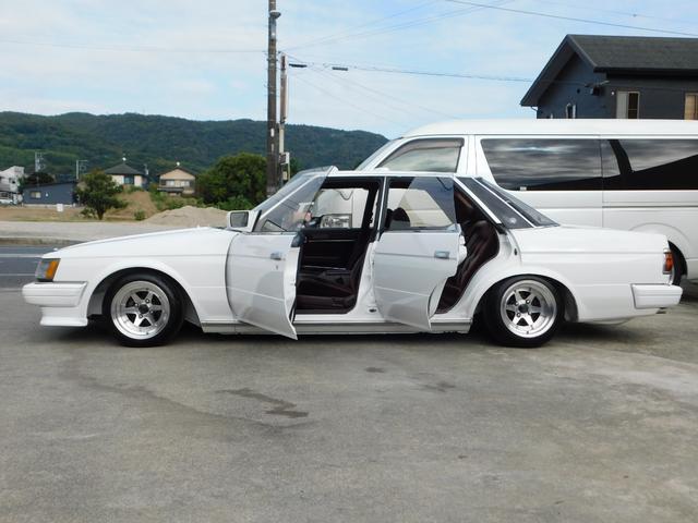 マークII グランデ　オートマ　Ｆ車高調　純正フロントリップ　ロンシャン８ｊ９ｊ１４インチ　社外マフラー　社外ステアリング　ＫＥＮＷＯＯＤスピーカー　カロッツェリアナビ　地デジ　Ｂｌｕｅｔｏｏｔｈ　ＥＴＣ（22枚目）