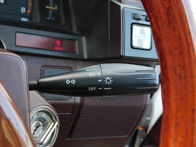 マークII グランデ　オートマ　Ｆ車高調　純正フロントリップ　ロンシャン８ｊ９ｊ１４インチ　社外マフラー　社外ステアリング　ＫＥＮＷＯＯＤスピーカー　カロッツェリアナビ　地デジ　Ｂｌｕｅｔｏｏｔｈ　ＥＴＣ（37枚目）