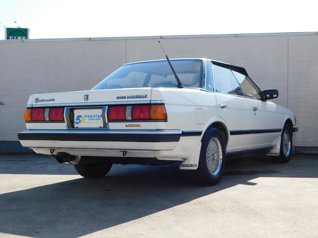 マークII グランデ　ツインカム２４　ツインカム２４　１Ｇエンジン　ノーマル車　ブリヂストン製ＳＩＥＧホイール１４インチ　パイオニア製オーディオ　リア置型スピーカー（9枚目）