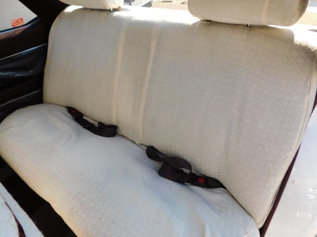 マークII グランデ　ツインカム２４　ツインカム２４　１Ｇエンジン　ノーマル車　ブリヂストン製ＳＩＥＧホイール１４インチ　パイオニア製オーディオ　リア置型スピーカー（48枚目）