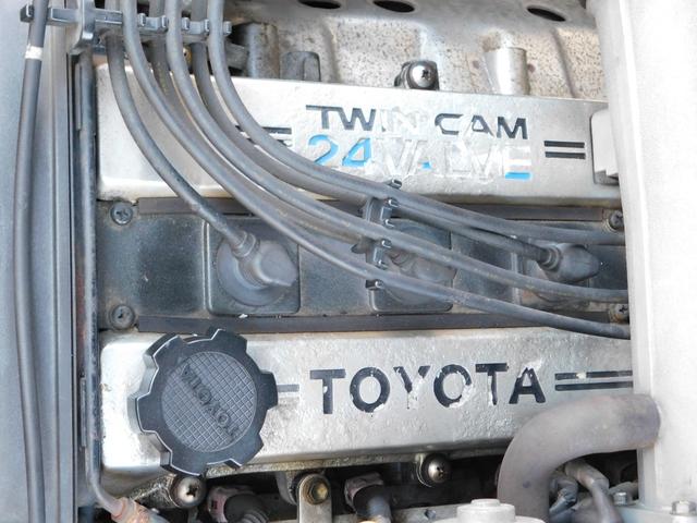 マークII グランデ　ツインカム２４　ツインカム２４　１Ｇエンジン　ノーマル車　ブリヂストン製ＳＩＥＧホイール１４インチ　パイオニア製オーディオ　リア置型スピーカー（55枚目）