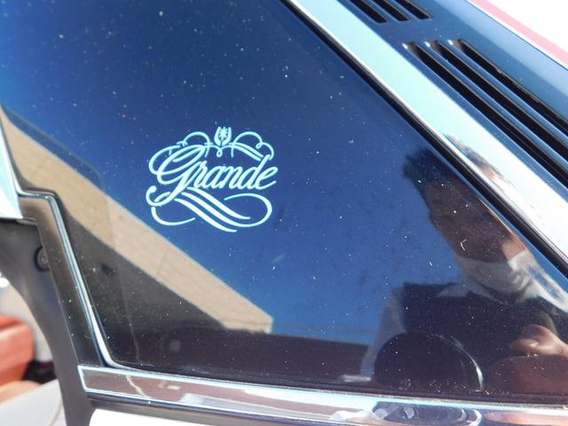 マークII グランデ　ツインカム２４　ツインカム２４　１Ｇエンジン　ノーマル車　ブリヂストン製ＳＩＥＧホイール１４インチ　パイオニア製オーディオ　リア置型スピーカー（56枚目）