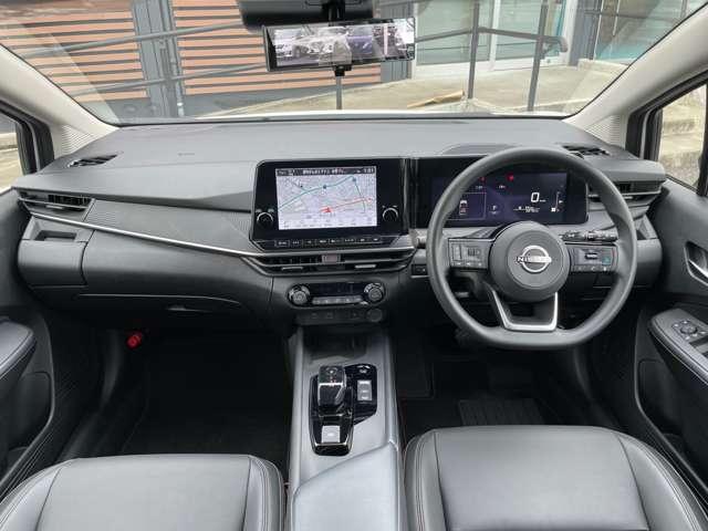 ノート １．２　Ｘ　９０周年記念車　当社試乗車ｕｐ　衝突被害軽減システム　ＬＥＤライト　ＬＤＷ　インテリジェントキー　イモビライザー　フルオートエアコン　メモリーナビ　アルミホイール　パワーウィンドウ　アラウンドビューカメラ（4枚目）