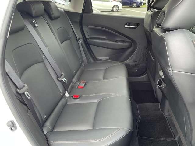 ノート １．２　Ｘ　９０周年記念車　当社試乗車ｕｐ　衝突被害軽減システム　ＬＥＤライト　ＬＤＷ　インテリジェントキー　イモビライザー　フルオートエアコン　メモリーナビ　アルミホイール　パワーウィンドウ　アラウンドビューカメラ（7枚目）