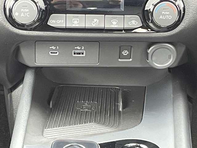 ノート １．２　Ｘ　９０周年記念車　当社試乗車ｕｐ　衝突被害軽減システム　ＬＥＤライト　ＬＤＷ　インテリジェントキー　イモビライザー　フルオートエアコン　メモリーナビ　アルミホイール　パワーウィンドウ　アラウンドビューカメラ（15枚目）