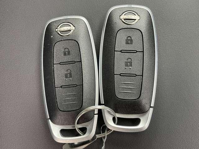 ノート １．２　Ｘ　９０周年記念車　当社試乗車ｕｐ　衝突被害軽減システム　ＬＥＤライト　ＬＤＷ　インテリジェントキー　イモビライザー　フルオートエアコン　メモリーナビ　アルミホイール　パワーウィンドウ　アラウンドビューカメラ（19枚目）