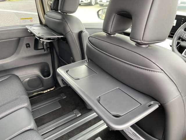 セレナ ２．０　ハイウェイスターＶ　当社試乗車ｕｐ　Ｗ電動スライド　レーダークルコン　レーンアシスト　ＬＥＤランプ　盗難防止システム　ＥＴＣ装備　カーテンエアバッグ　アルミホイール　キーフリー　メモリ－ナビ　ナビＴＶ　記録簿　エアコン　ドラレコ　ＡＢＳ（10枚目）