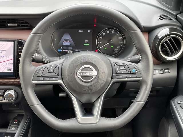 キックス 1.2 X FOUR ツートーン インテリアエディション(e-POWER) 4WD 当社試乗車upブラウンインテリアパッケージ アラウンドビュ- LED インテリキー アイドリングストップ 盗難防止システム 4WD オートエアコン 車線逸脱警報 アルミホイール ナビTV メモリーナビ 踏み間違え防止(10枚目)